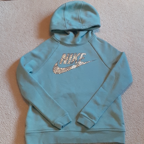 Nike Tops - Nike hoodie